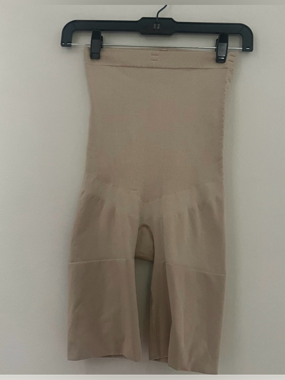 Spanx OnCore high waisted mid thigh shapewear - Picture 3 of 8